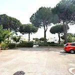 Lgm Confort Avec Terrasse&parking, à Pied