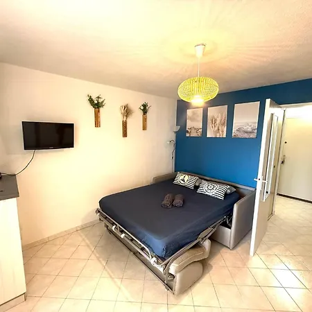 Lgm Confort Avec Terrasse&parking, à Pied Appartement